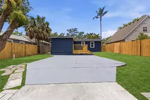 1865 Springtime Ave, Clearwater, FL 33755 - Photo 20