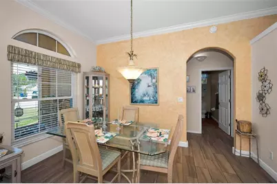 8202 Wild Oaks Circle, Largo, FL 33773 - Photo 12