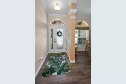8202 Wild Oaks Circle, Largo, FL 33773 - Photo 10