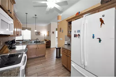 8202 Wild Oaks Circle, Largo, FL 33773 - Photo 18