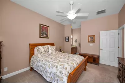 8202 Wild Oaks Circle, Largo, FL 33773 - Photo 30