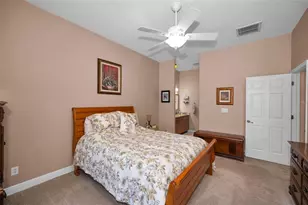 8202 Wild Oaks Cir, Largo, FL 33773 - Photo 30