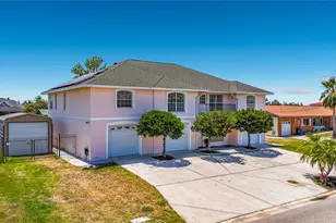 624 Kingston Ct, Apollo Beach, FL 33572 - Photo 76