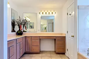 624 Kingston Ct, Apollo Beach, FL 33572 - Photo 40