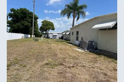 96 Royal Palm Circle, Largo, FL 33778 - Photo 4