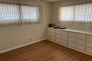 96 Royal Palm Cir, Largo, FL 33778 - Photo 20