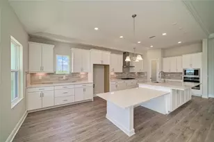 9806 Leaf Grn Ln, Dade City, FL 33525 - Photo 12