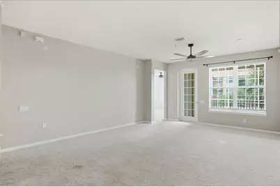 7903 Seminole Boulevard #2305, Seminole, FL 33772 - Photo 12