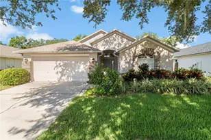 7105 Bucks Ford Dr, Riverview, FL 33578 - Photo 2