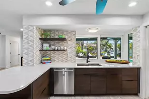 3203 Hibiscus Dr W, Belleair Beach, FL 33786 - Photo 16