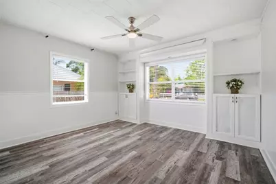 4120 Burlington Avenue N, Saint Petersburg, FL 33713 - Photo 6