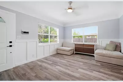 4120 Burlington Avenue N, Saint Petersburg, FL 33713 - Photo 4