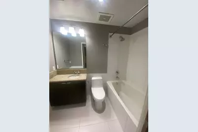 111 N 12th Street #1409, Tampa, FL 33602 - Photo 10