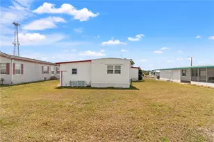 4612 Clarice Ave, Zephyrhills, FL 33541 - Photo 24