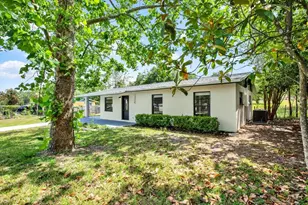 17234 Adela St, Dade City, FL 33523 - Photo 2
