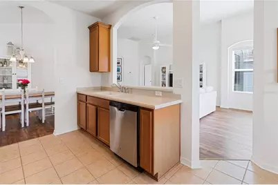 10228 Avelar Ridge Drive, Riverview, FL 33578 - Photo 10