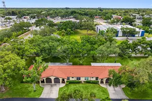 12200 Vonn Rd, Largo, FL 33774 - Photo 32
