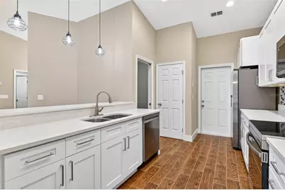 6535 Brentwood Drive, Zephyrhills, FL 33542 - Photo 6