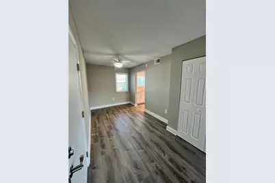 2727 75th Street W #7A14, Bradenton, FL 34209 - Photo 4