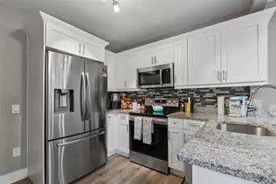 535 11th Ave N, Saint Petersburg, FL 33701 - Photo 12
