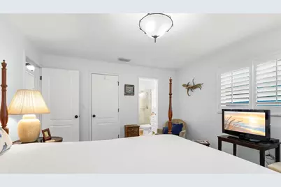 422 Kentucky Avenue, Crystal Beach, FL 34681 - Photo 16