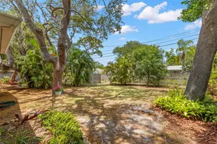 422 Kentucky Ave, Crystal Beach, FL 34681 - Photo 22