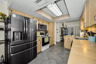 2907 Whispering Dr N, Largo, FL 33771 - Photo 18