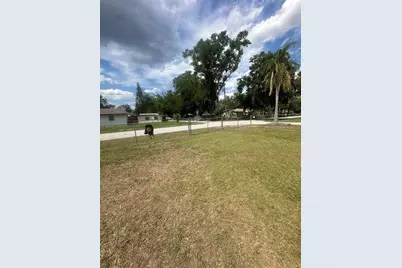 11815 Washington Street, Seffner, FL 33584 - Photo 2