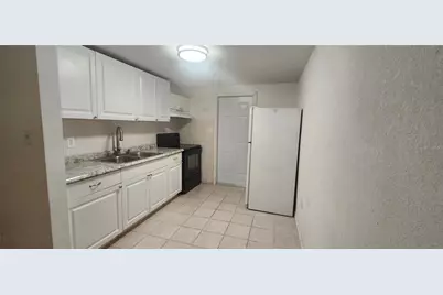 5320 Pine Street #A, Seffner, FL 33584 - Photo 4