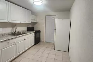 5320 Pine St, Seffner, FL 33584 - Photo 4