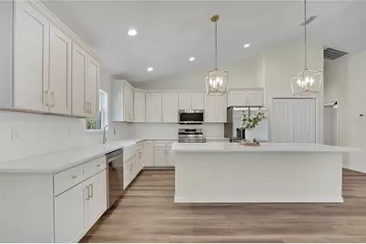 11983 W Appletree Place, Crystal River, FL 34428 - Photo 2