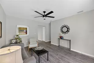 2222 E 99th Ave, Tampa, FL 33612 - Photo 12