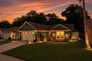 1125 Hardwood Dr, Valrico, FL 33596 - Photo 32