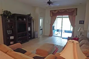6433 Bridgecrest Dr, Lithia, FL 33547 - Photo 8
