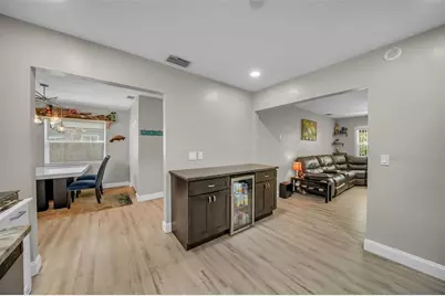 5705 15th Avenue S, Gulfport, FL 33707 - Photo 6
