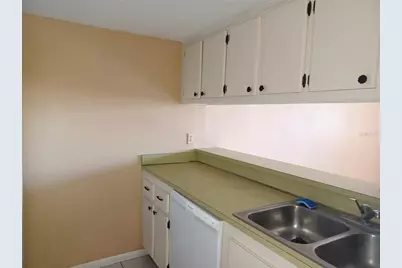 2525 W Bay Drive #B22, Largo, FL 33770 - Photo 8