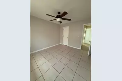 5109 Lawnton Court, Tampa, FL 33624 - Photo 12