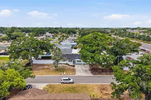 3700 72nd St N, Saint Petersburg, FL 33710 - Photo 40