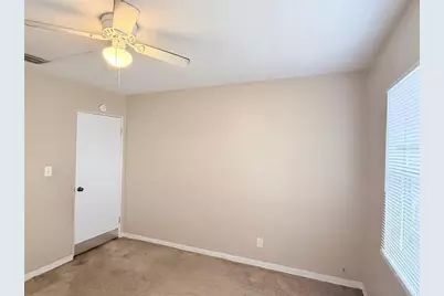 1650 30th Avenue N, Saint Petersburg, FL 33713 - Photo 12