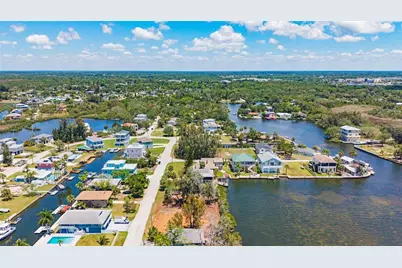 6646 Seaview Boulevard, Hudson, FL 34667 - Photo 12