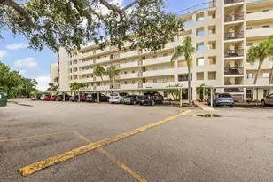 225 Country Club Dr, Largo, FL 33771 - Photo 6