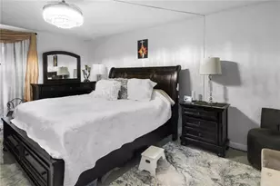 225 Country Club Dr, Largo, FL 33771 - Photo 14
