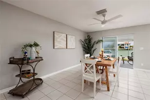 11055 4th St E, Treasure Island, FL 33706 - Photo 14