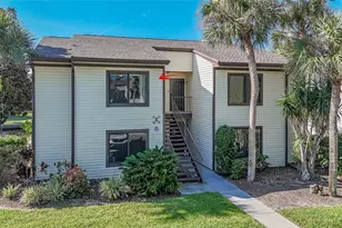 372 Moorings Cove Dr, Tarpon Springs, FL 34689 - Photo 1