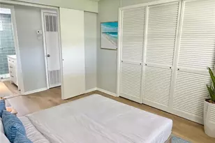 6806 Mount Quincy Dr NE, Saint Petersburg, FL 33702 - Photo 14