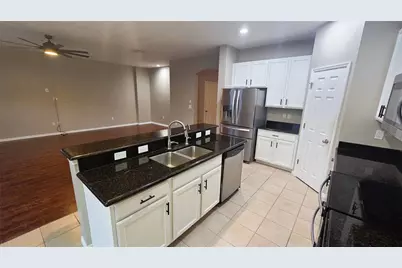 10279 Newminster Loop, Ruskin, FL 33573 - Photo 10