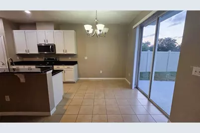 10279 Newminster Loop, Ruskin, FL 33573 - Photo 8