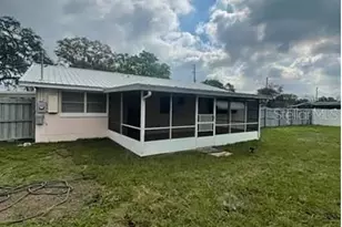 1305 Carr Dr, Auburndale, FL 33823 - Photo 16