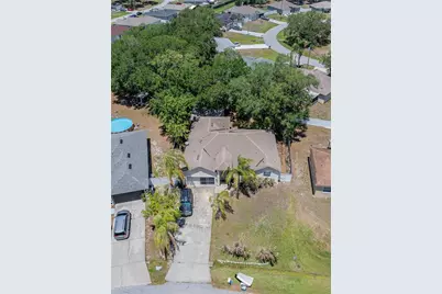 427 Lark Court, Kissimmee, FL 34759 - Photo 2