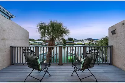 11835 3rd Street E, Treasure Island, FL 33706 - Photo 28